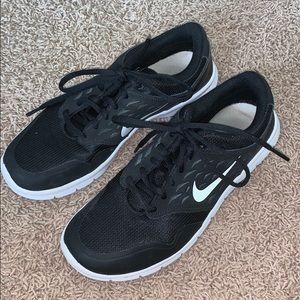 nike running shoes